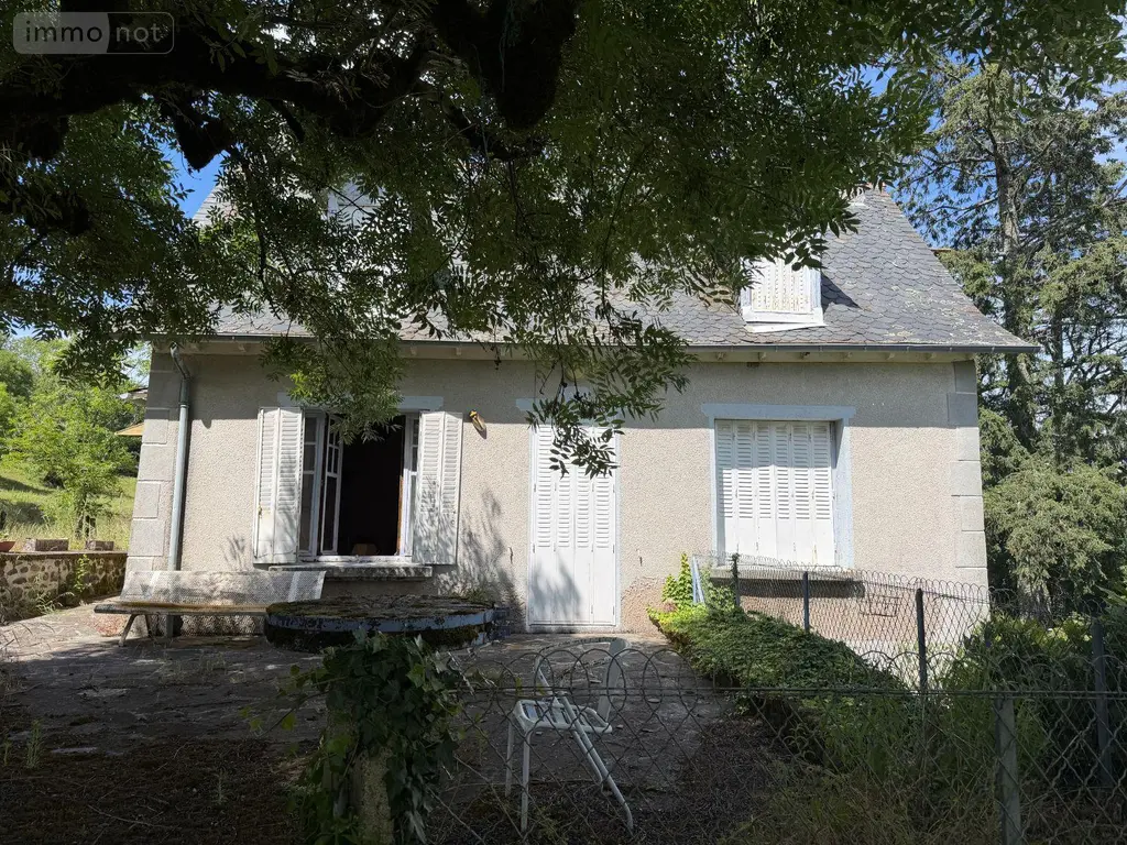 Maison a vendre Ally 15700 Cantal 15 99 m2 5 pièces 95400 euros 15060/1268 001