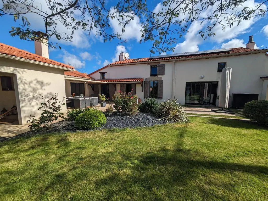 Maison a vendre Les Herbiers 85500 Vendée 85 160 m2 7 pièces 417000 euros 85013-1090075 006