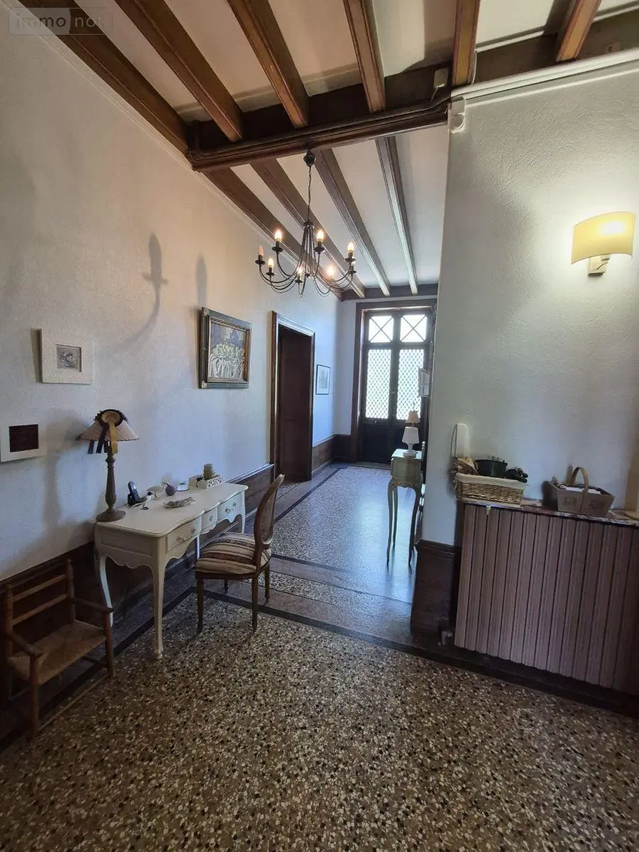 Maison a vendre Saint-Amand-Montrond 18200 Cher 18 416 m2 13 pièces 646800 euros 18022/849 032