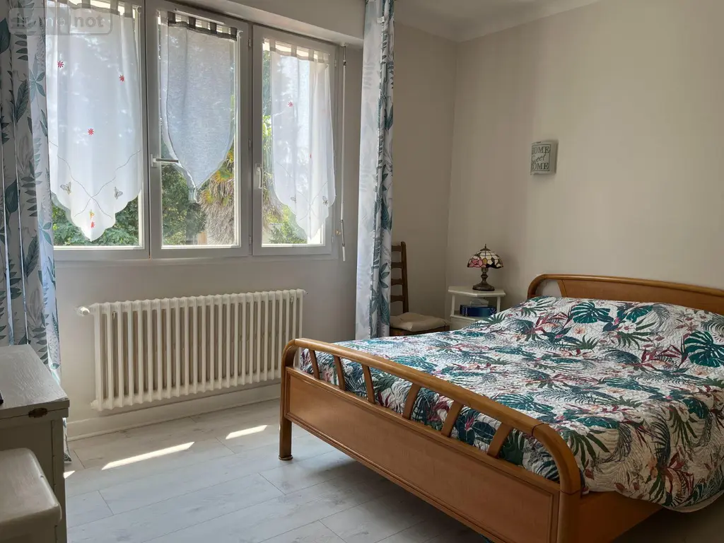 Maison a vendre Marans 17230 Charente-Maritime 17 181 m2 7 pièces 343200 euros VD/652 013