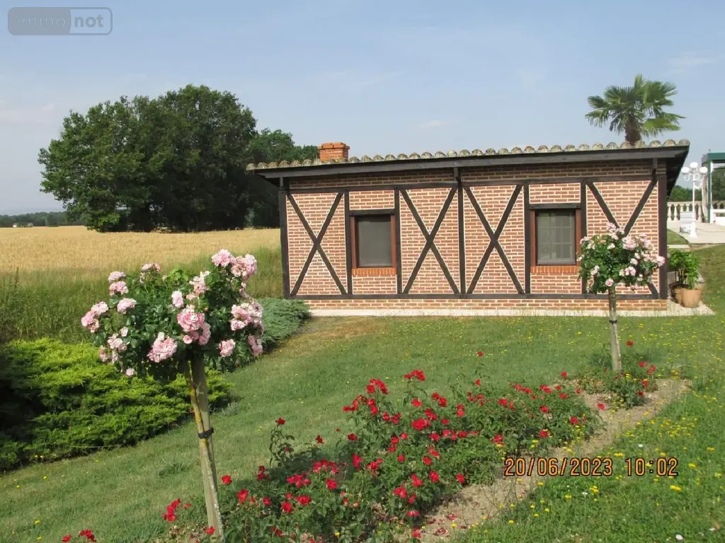 Propriete a vendre Saint-Jean-sur-Reyssouze 01560 Ain 01 350 m2 11 pièces 2781000 euros YM869 012