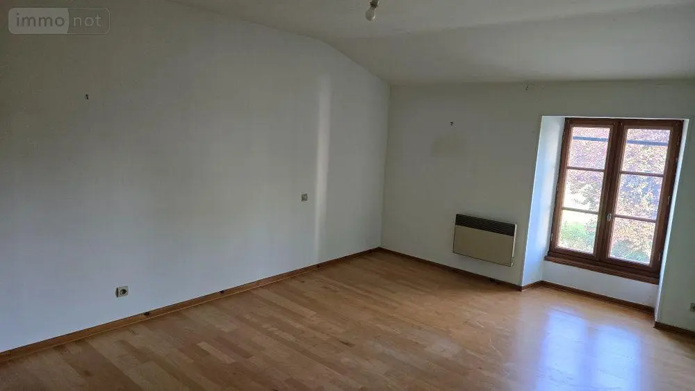 Maison a vendre Lezay 79120 Deux-Sèvres 79 175 m2 7 pièces 167900 euros 1705 010