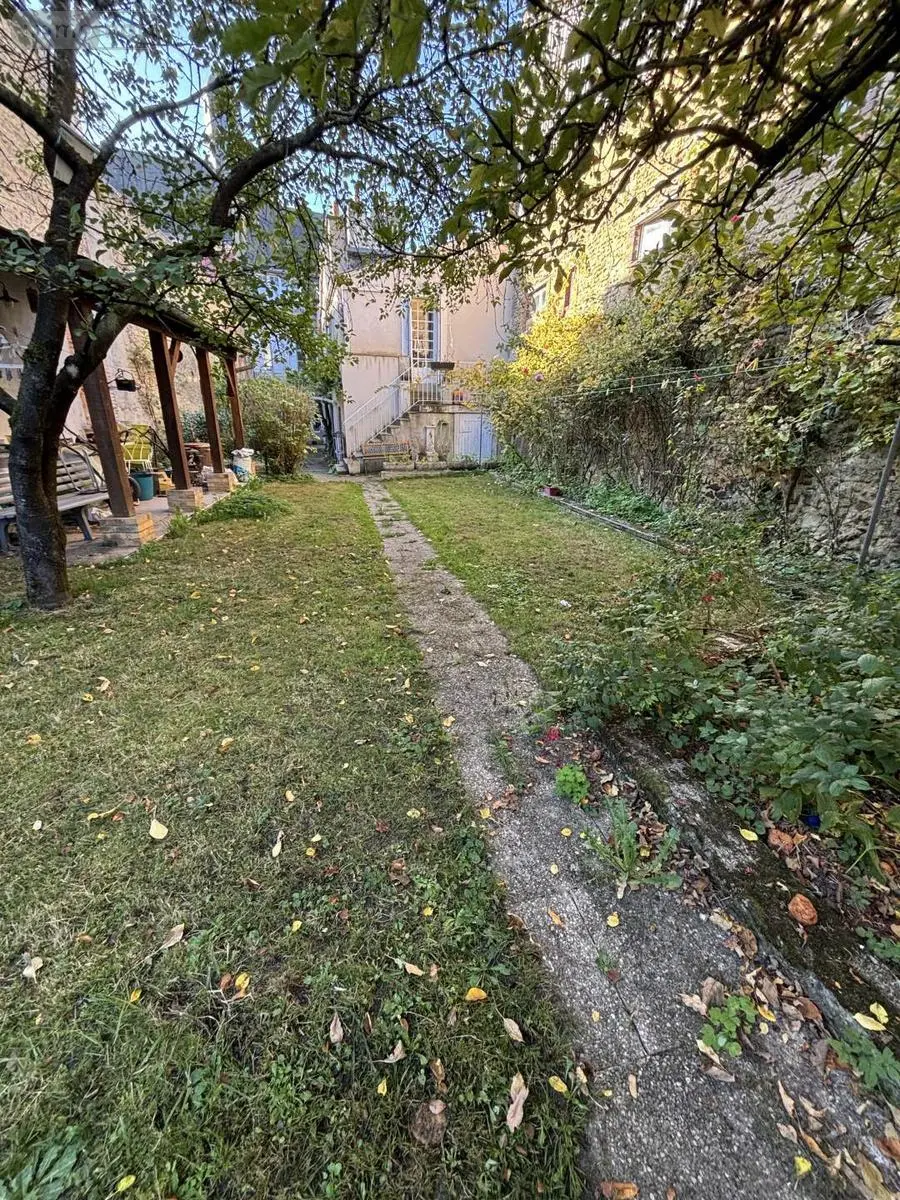 Maison a vendre Saint-Calais 72120 Sarthe 72 280 m2 7 pièces 177320 euros 101/1979 021