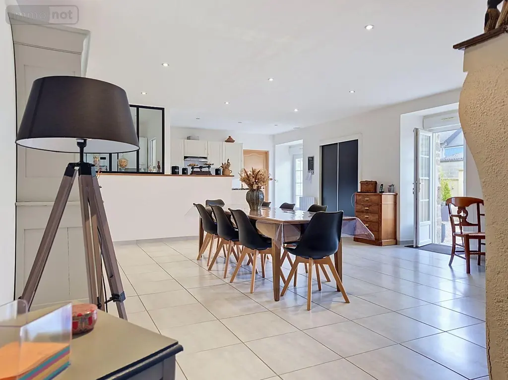 Maison a vendre Hirel 35120 Ille-et-Vilaine 35 230 m2 8 pièces 322800 euros 089/3427 003