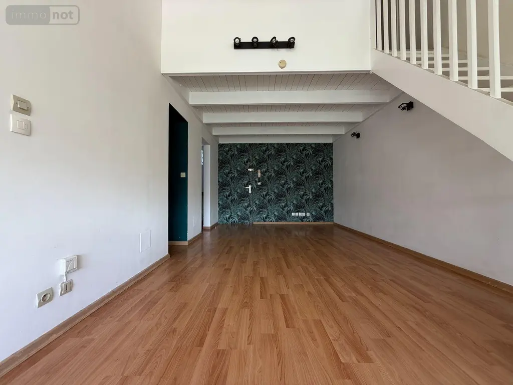 Appartement a vendre Saint-Gilles-les-Bains 97434 La Réunion 974 63 m2 3 pièces 305000 euros 97405/282 007