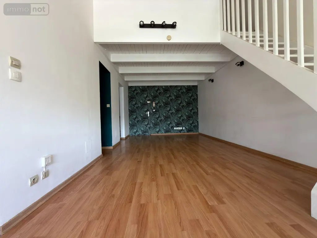 Appartement a vendre Saint-Gilles-les-Bains 97434 La Réunion 974 63 m2 3 pièces 305000 euros 97405/282 026