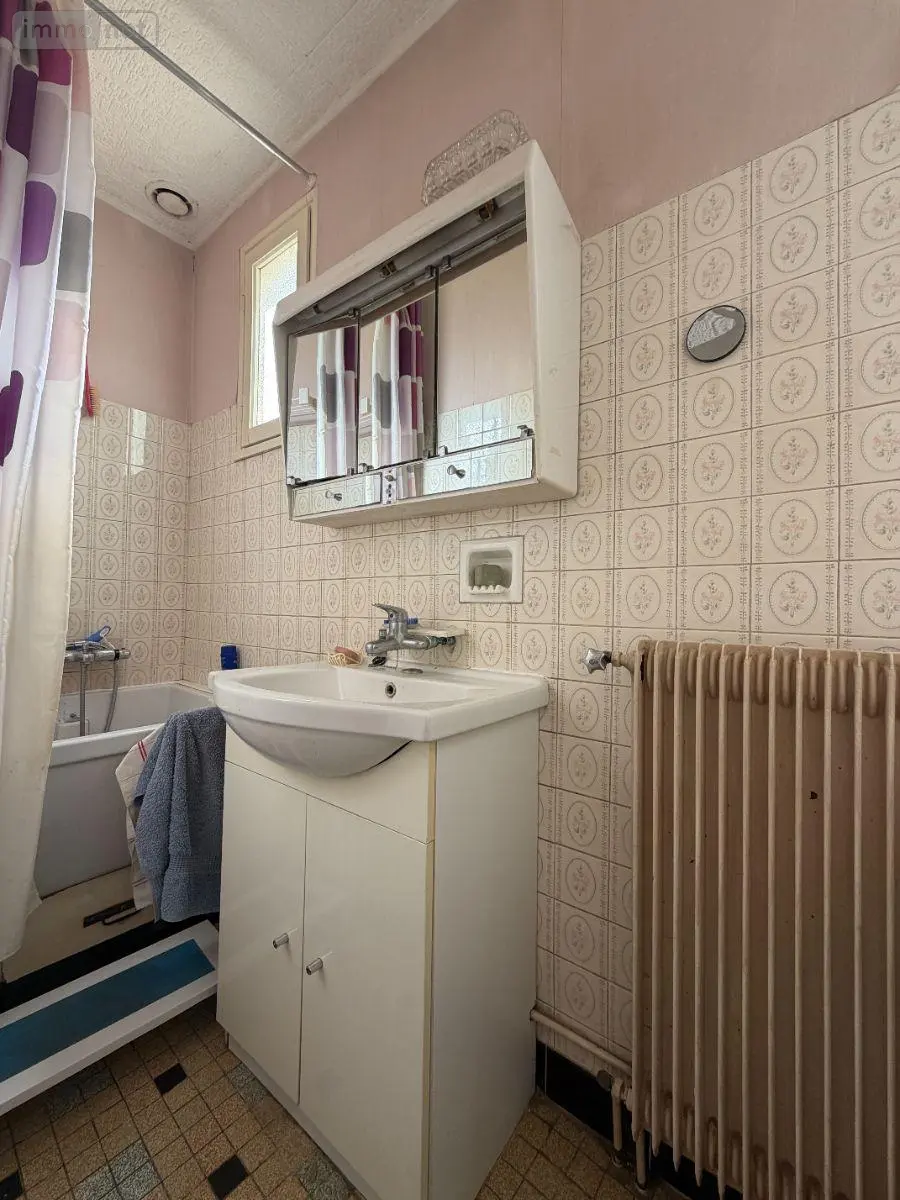 Maison a vendre Mâcon 71000 Saône-et-Loire 71 141 m2 6 pièces 193000 euros MA 688 009