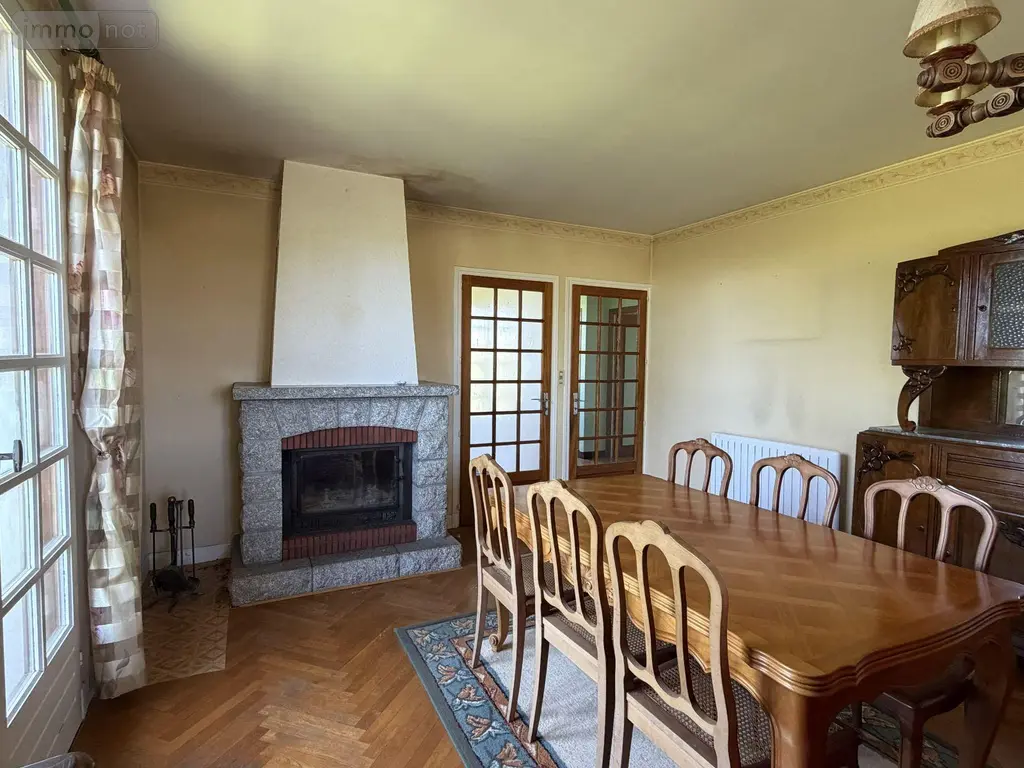 Maison a vendre Arpajon-sur-Cère 15130 Cantal 15 130 m2 5 pièces 169600 euros 15061-62 013