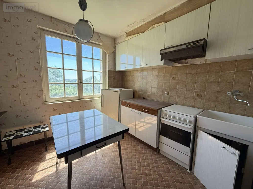 Maison a vendre Arpajon-sur-Cère 15130 Cantal 15 130 m2 5 pièces 169600 euros 15061-62 019