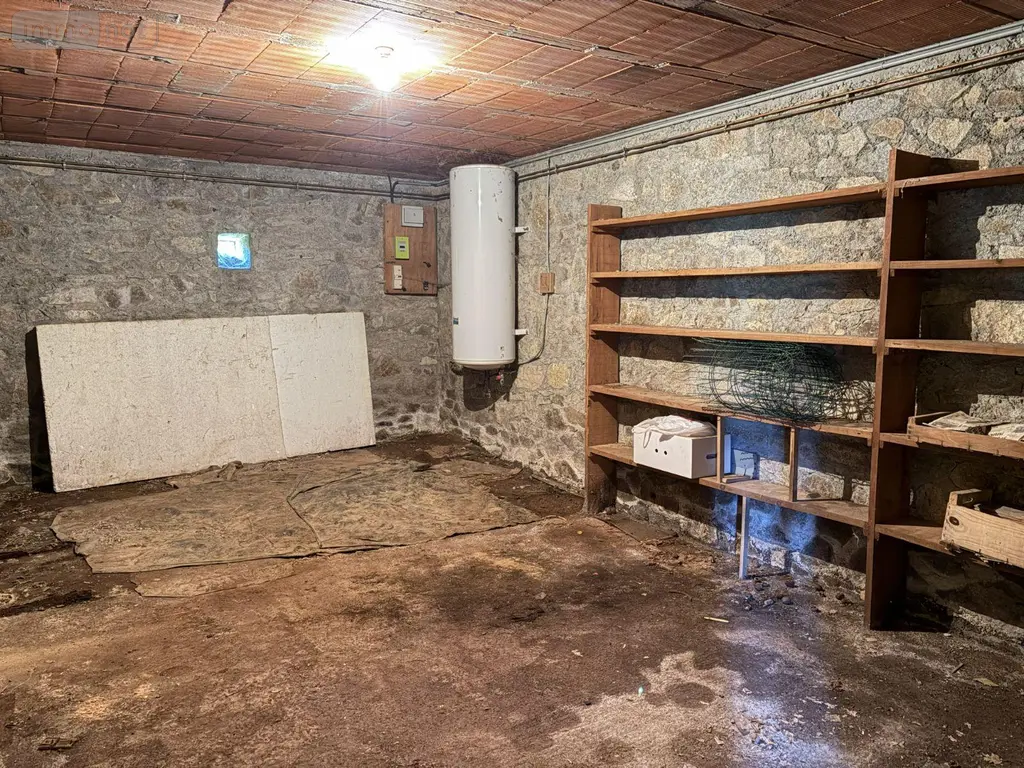 Maison a vendre Arpajon-sur-Cère 15130 Cantal 15 130 m2 5 pièces 169600 euros 15061-62 023
