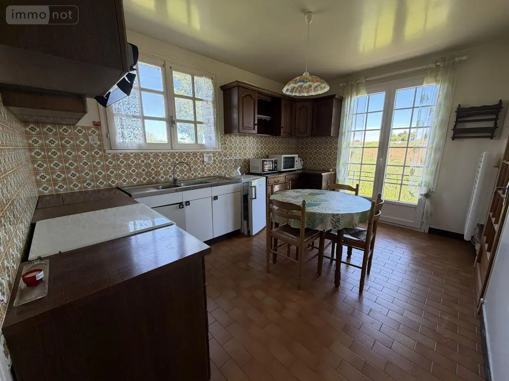 Maison a vendre Arpajon-sur-Cère 15130 Cantal 15 130 m2 5 pièces 169600 euros 15061-62 009