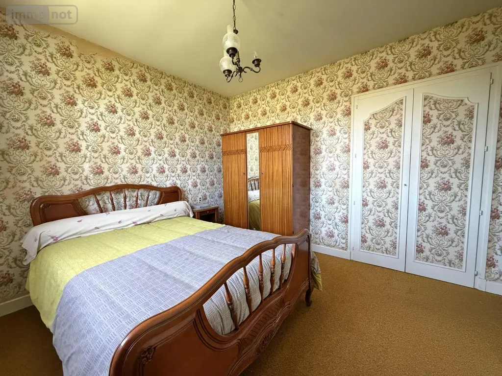Maison a vendre Arpajon-sur-Cère 15130 Cantal 15 130 m2 5 pièces 169600 euros 15061-62 014