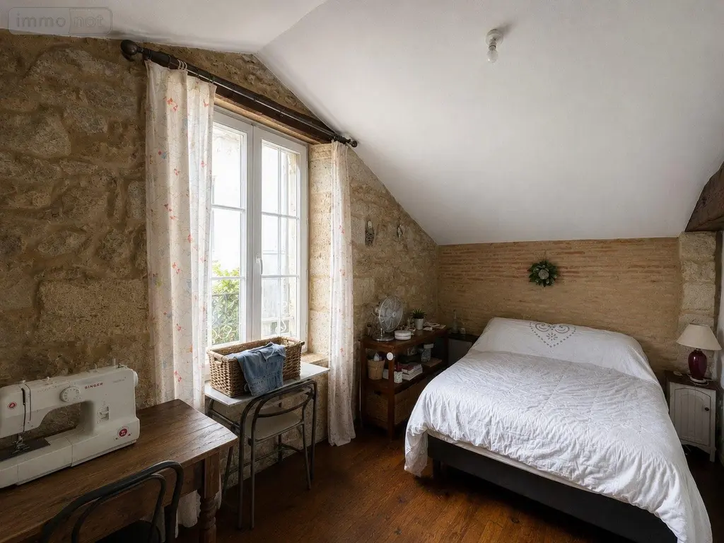 Immeuble de rapport a vendre Bazas 33430 Gironde 33 250 m2 286200 euros 33062-35 004