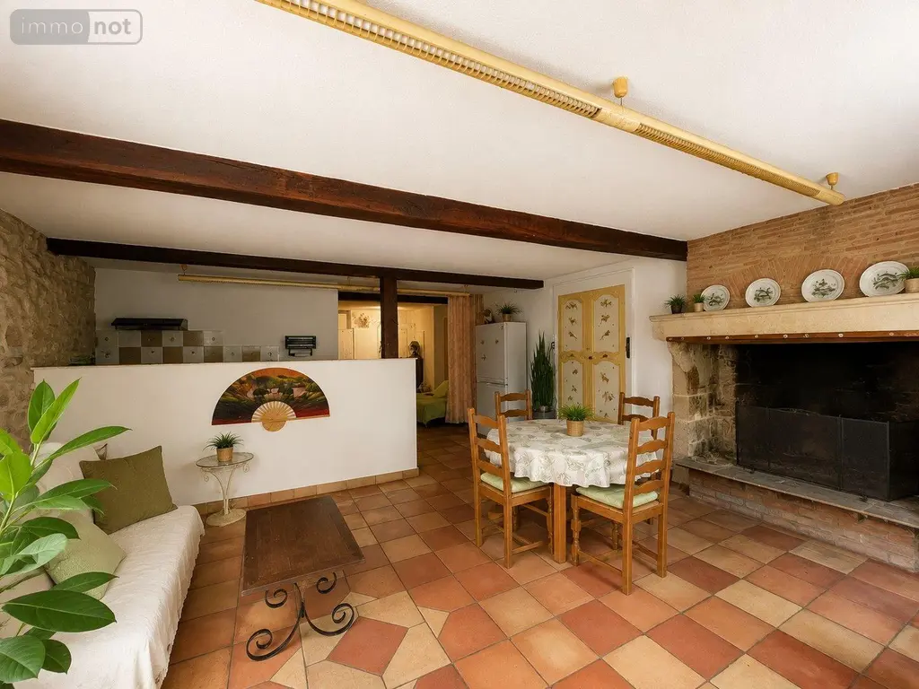 Immeuble de rapport a vendre Bazas 33430 Gironde 33 250 m2 286200 euros 33062-35 007