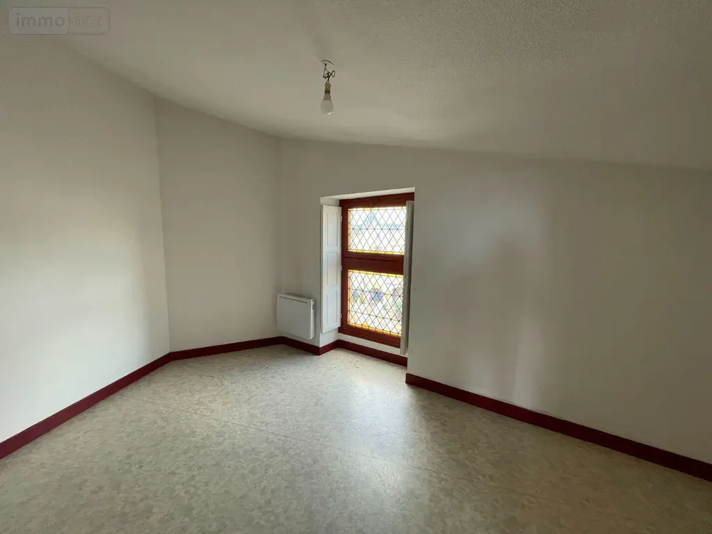 Immeuble de rapport a vendre Bazas 33430 Gironde 33 250 m2 286200 euros 33062-35 010