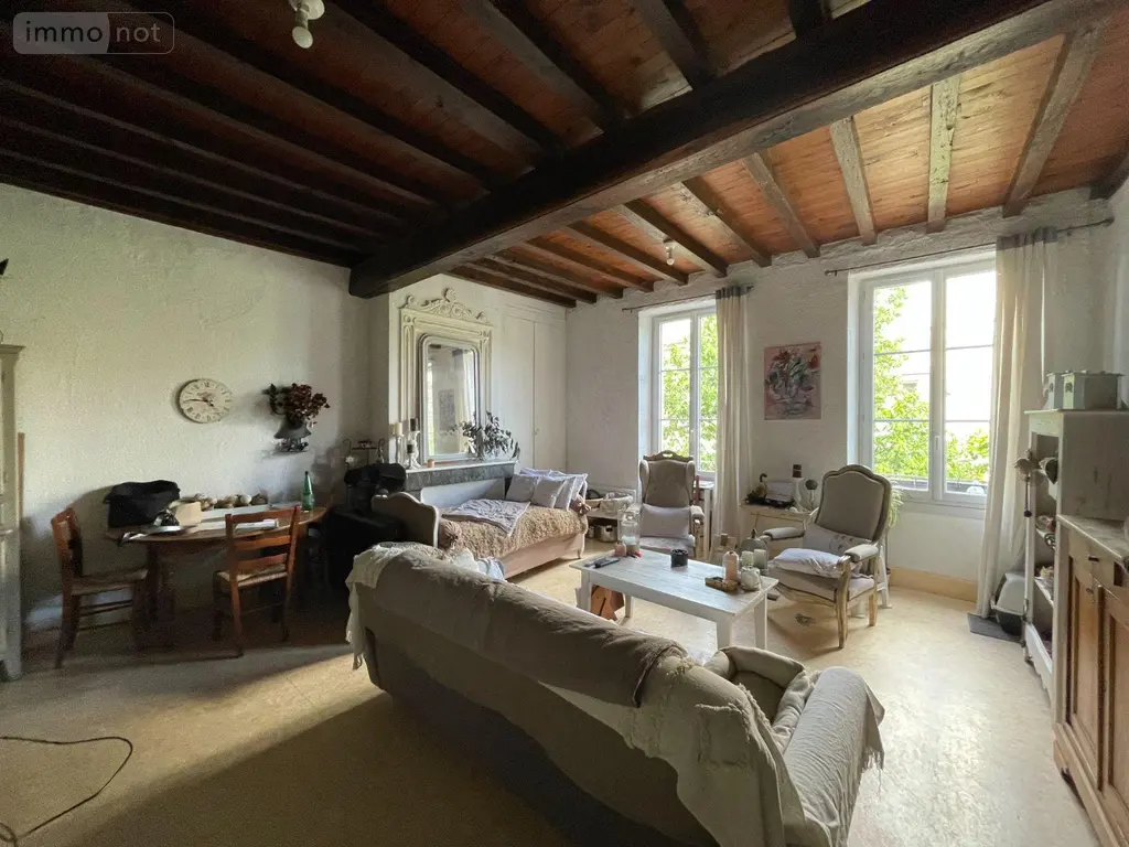 Immeuble de rapport a vendre Bazas 33430 Gironde 33 250 m2 286200 euros 33062-35 003