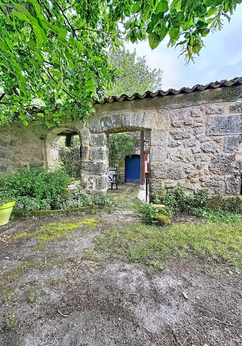 Maison a vendre Virsac 33240 Gironde 33 155 m2 6 pièces 294000 euros 11633/526 005