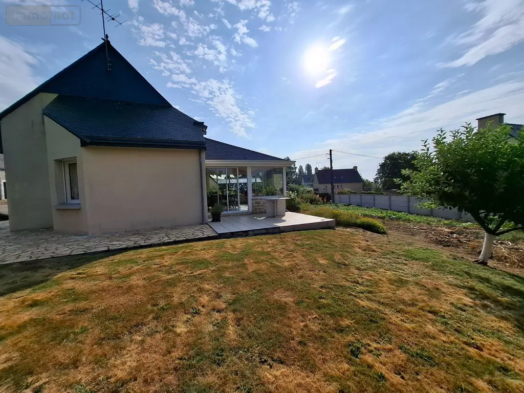 Maison a vendre Saint-Nicolas-du-Pélem 22480 Côtes-d'Armor 22 115 m2 6 pièces 241500 euros 22075/MAIS1673 016