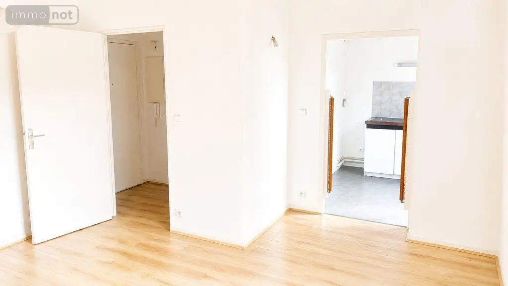 Appartement a vendre Rennes 35000 Ille-et-Vilaine 35 39 m2 2 pièces 172920 euros CHEUVREUX/52 005