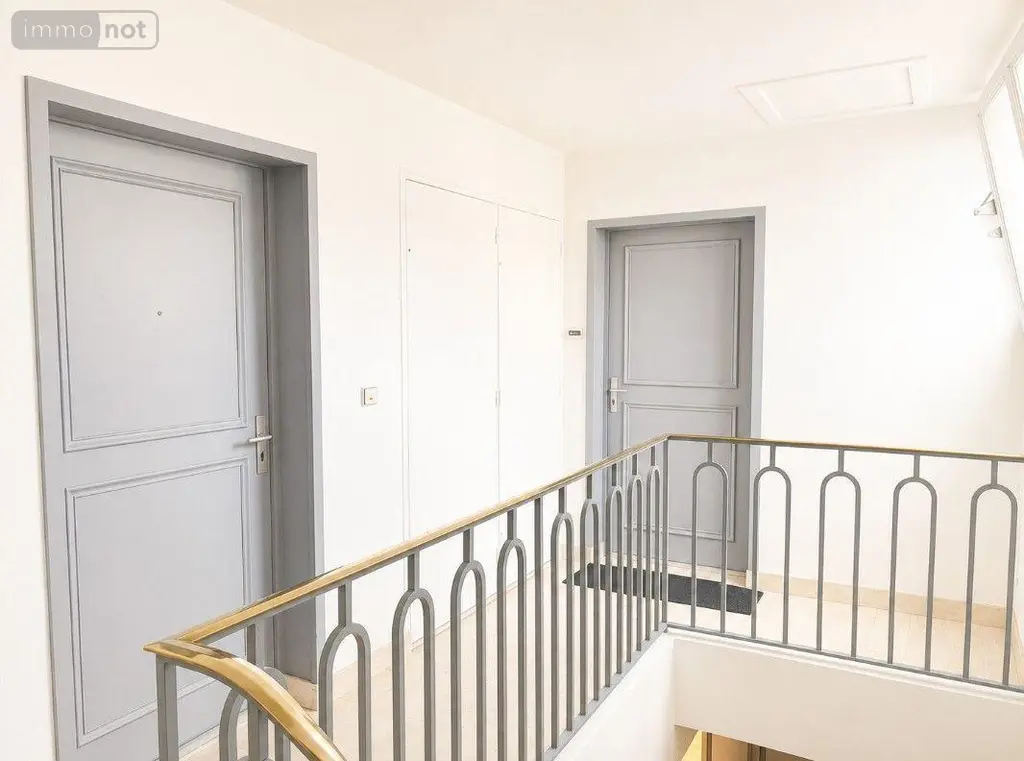 Appartement a vendre Rennes 35000 Ille-et-Vilaine 35 39 m2 2 pièces 172920 euros CHEUVREUX/52 004