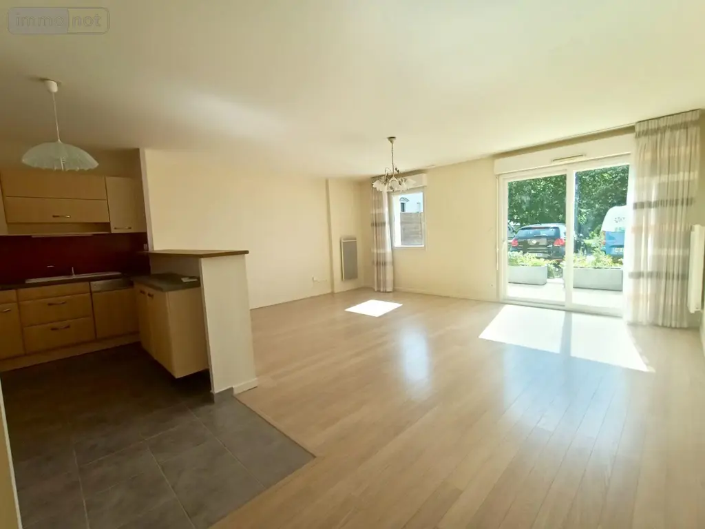 Appartement a vendre Bruz 35170 Ille-et-Vilaine 35 74 m2 3 pièces 224030 euros 35129-6855 002