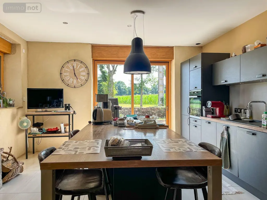 Maison a vendre Hédé-Bazouges 35630 Ille-et-Vilaine 35 165 m2 5 pièces 448000 euros 020/650 003