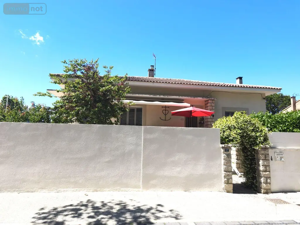 Maison a vendre Saint-Martin-de-Crau 13310 Bouches-du-Rhône 13 107 m2 5 pièces 388500 euros 075/209 015