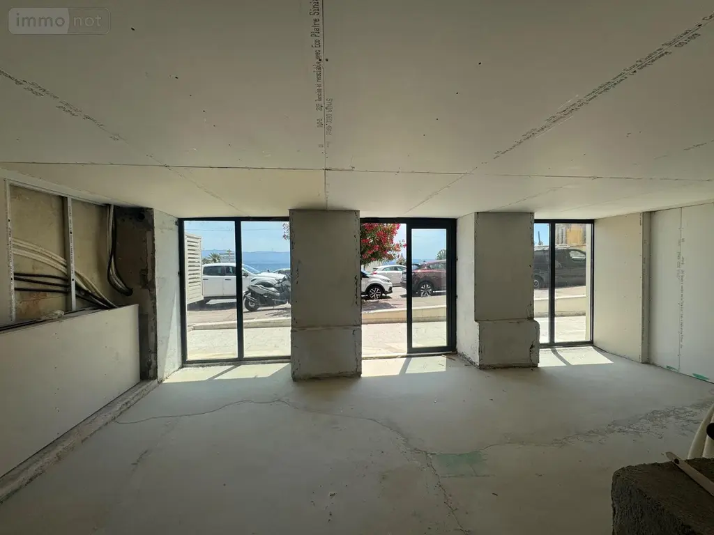 Fonds et murs commerciaux a vendre Ajaccio 20000 Corse-du-Sud 2A 74 m2 5 pièces 820000 euros 15655/979 004