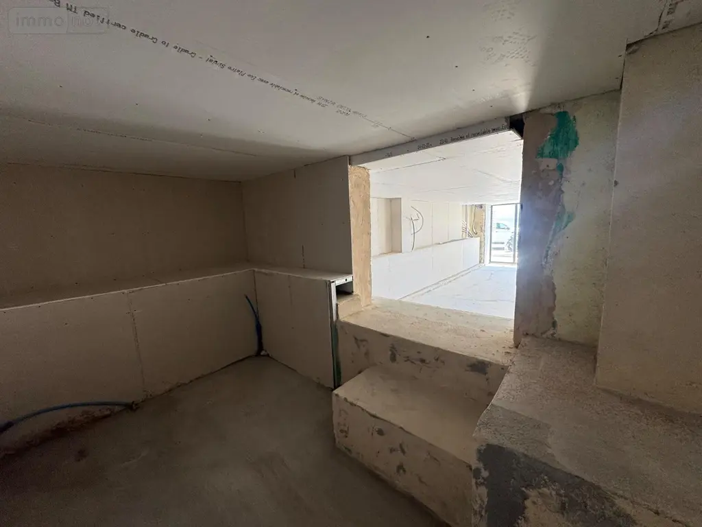 Fonds et murs commerciaux a vendre Ajaccio 20000 Corse-du-Sud 2A 74 m2 5 pièces 820000 euros 15655/979 014