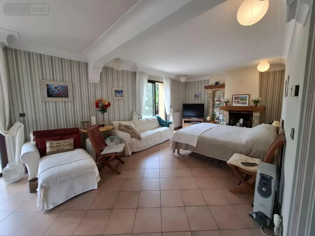 Maison a vendre Lanquais 24150 Dordogne 24 197 m2 5 pièces 333375 euros 18113/179 002