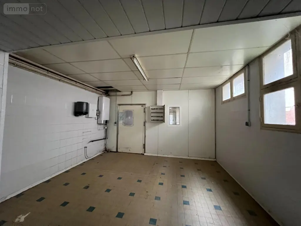 Immeuble de rapport a vendre Beaumont-le-Roger 27170 Eure 27 189900 euros 01912 002