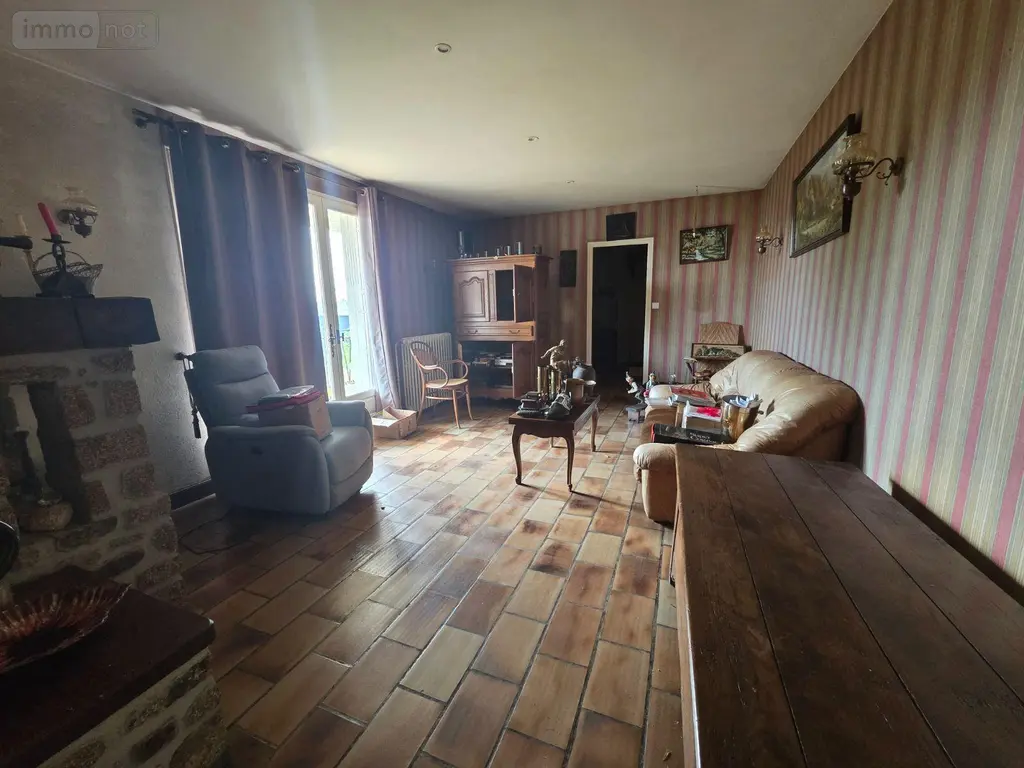 Maison a vendre Ambrières-les-Vallées 53300 Mayenne 53 98 m2 7 pièces 120500 euros 53075DLS26017 008