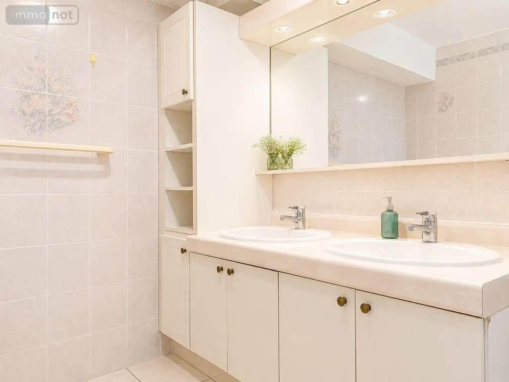 Appartement a vendre Saint-Denis 97400 La Réunion 974 90 m2 4 pièces 399900 euros 97405/295 009