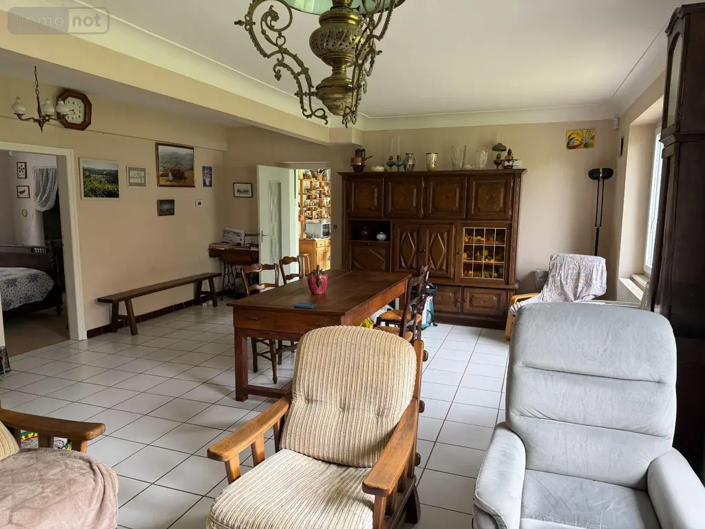 Maison a vendre Mauriac 15200 Cantal 15 10 pièces 212000 euros 15060/1271 008
