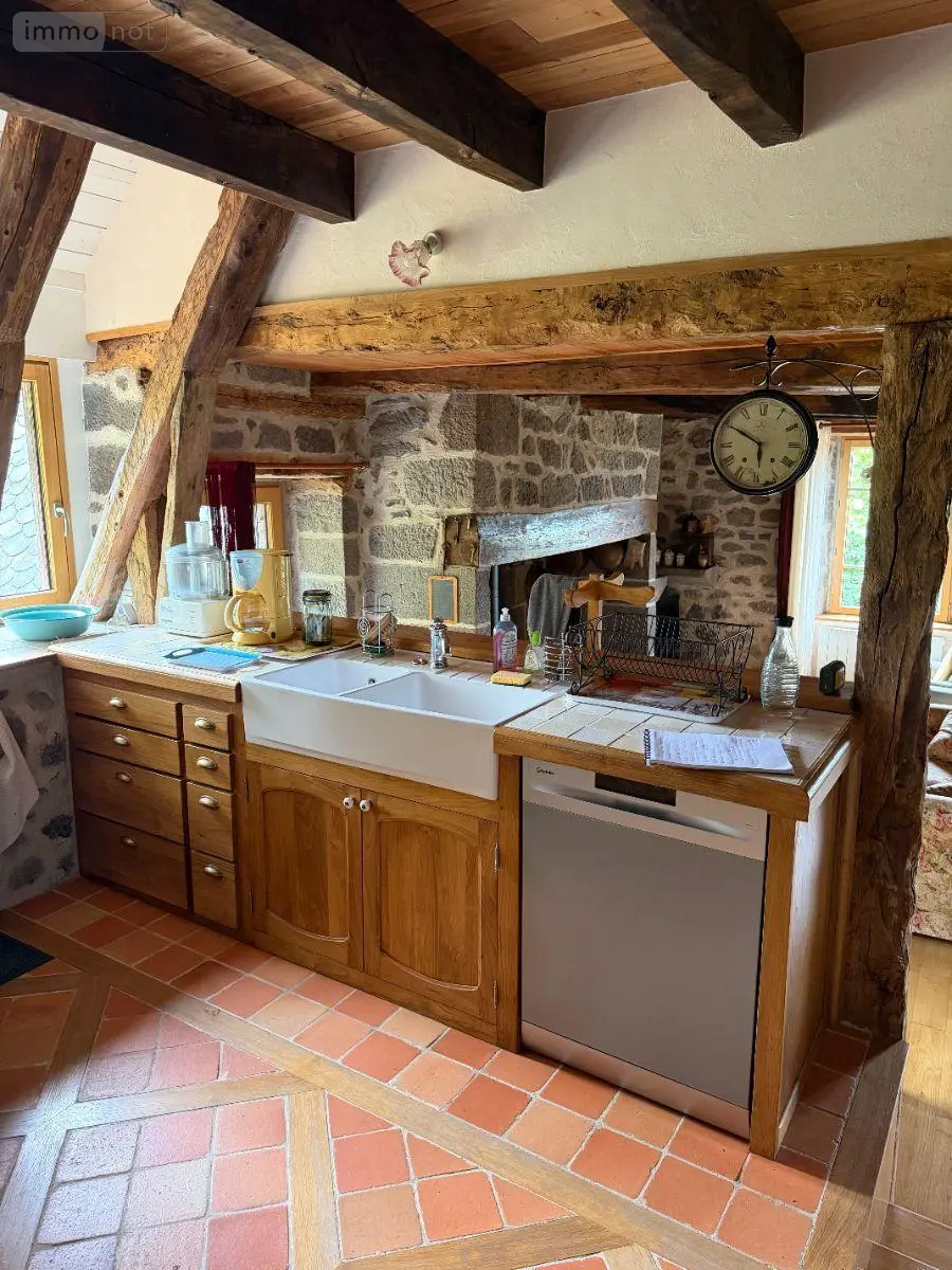 Maison a vendre Saint-Paul-de-Salers 15140 Cantal 15 8 pièces 212000 euros 15060/1272 008