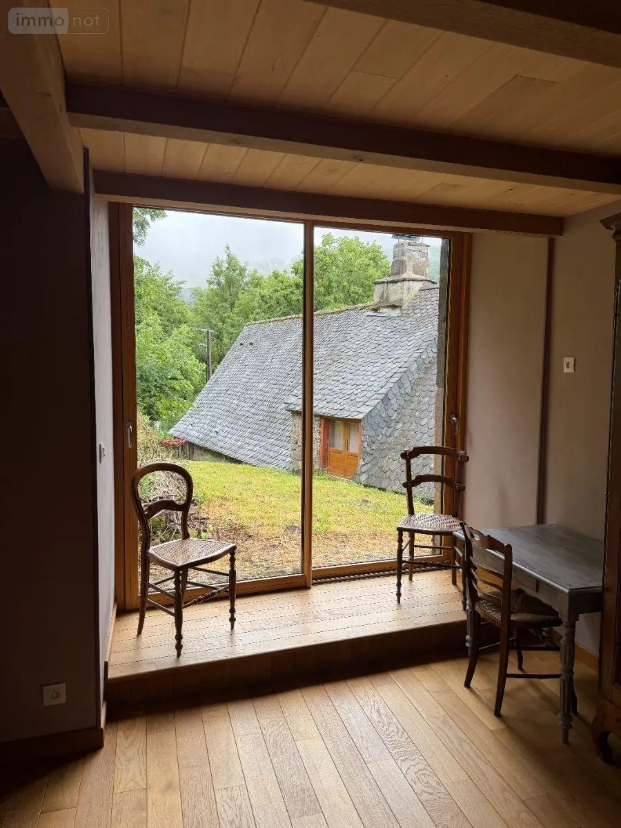 Maison a vendre Saint-Paul-de-Salers 15140 Cantal 15 8 pièces 212000 euros 15060/1272 013