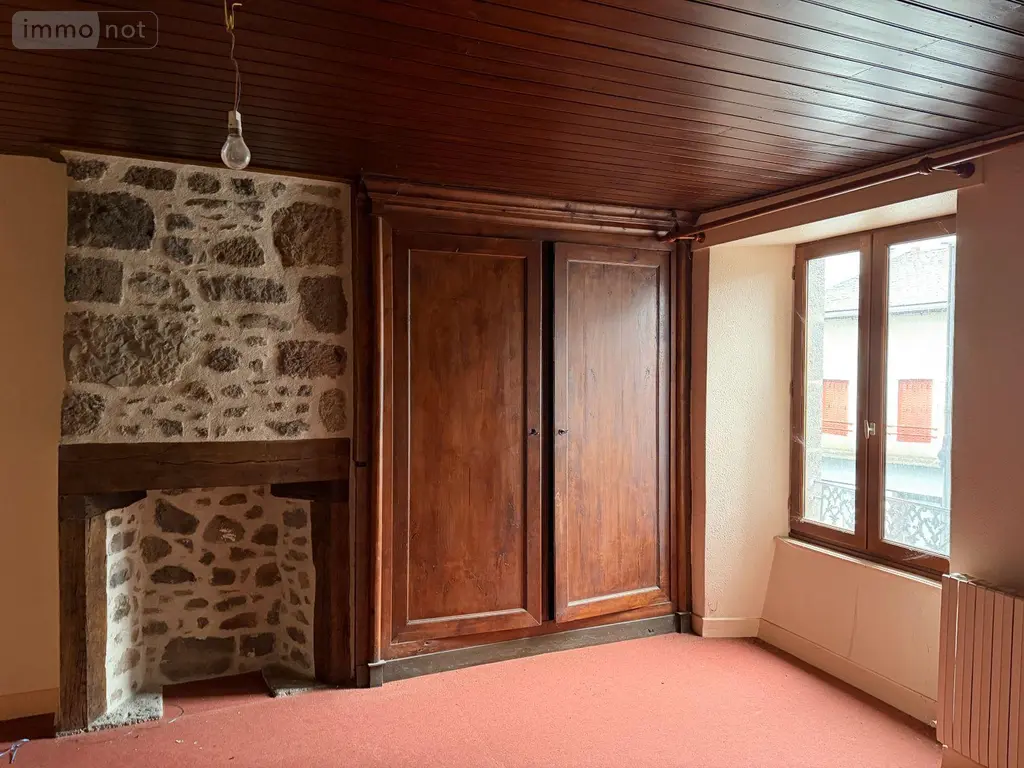 Immeuble de rapport a vendre Saint-Martin-Valmeroux 15140 Cantal 15 84800 euros 15060/1273 003