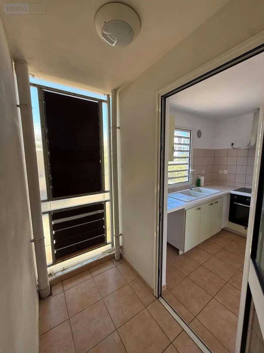 Appartement a vendre Saint-Gilles-les-Bains 97434 La Réunion 974 61 m2 3 pièces 365000 euros 97424/288 006