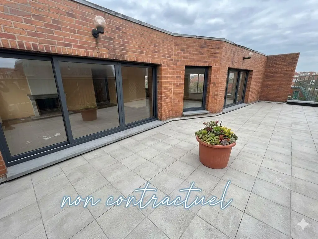 Appartement a vendre Dunkerque 59140 Nord 59 204 m2 8 pièces 365050 euros V12387 002
