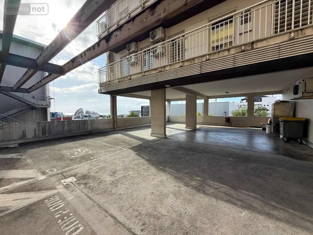 Fonds et murs commerciaux a vendre Saint-Denis 97490 La Réunion 974 107 m2 7 pièces 354000 euros 97405/297 019