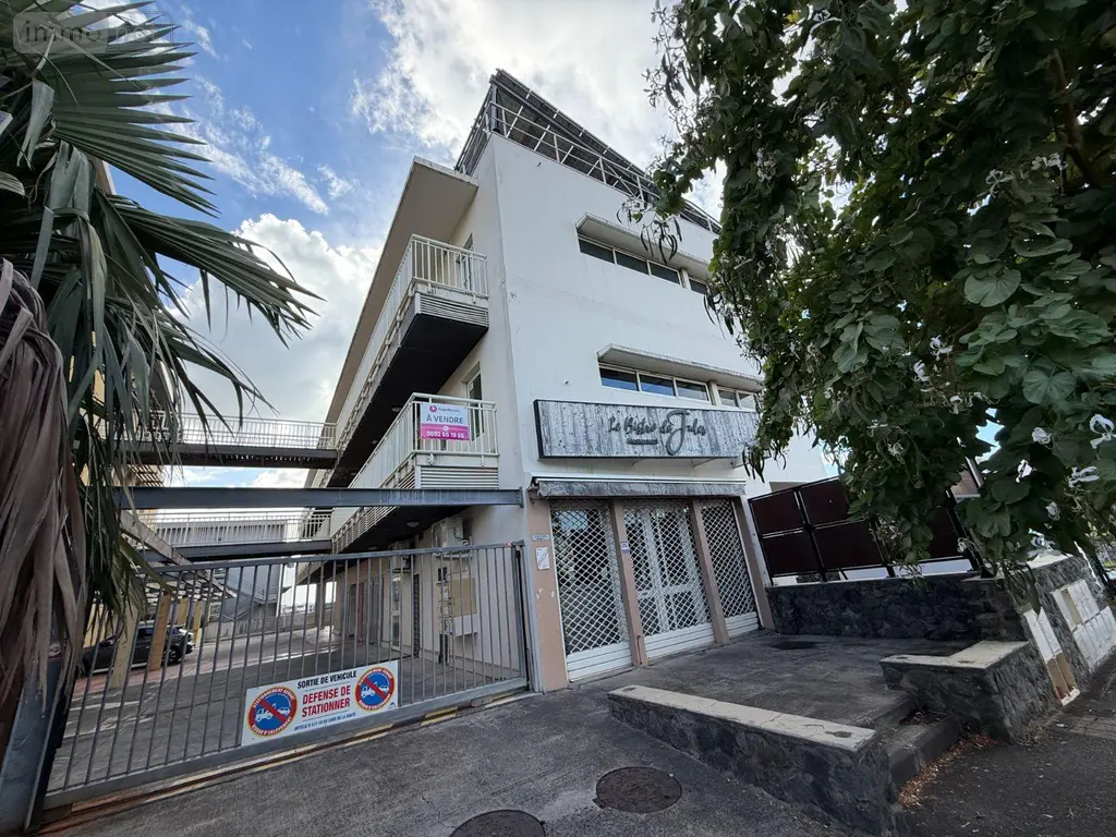 Fonds et murs commerciaux a vendre Saint-Denis 97490 La Réunion 974 107 m2 7 pièces 354000 euros 97405/297 022