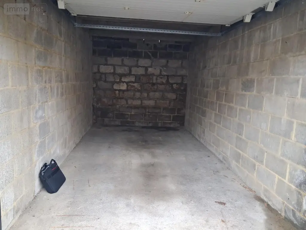 Location garage et parking Laval 53000 Mayenne 53 14 m2 1 pièce 60 euros 07101 004