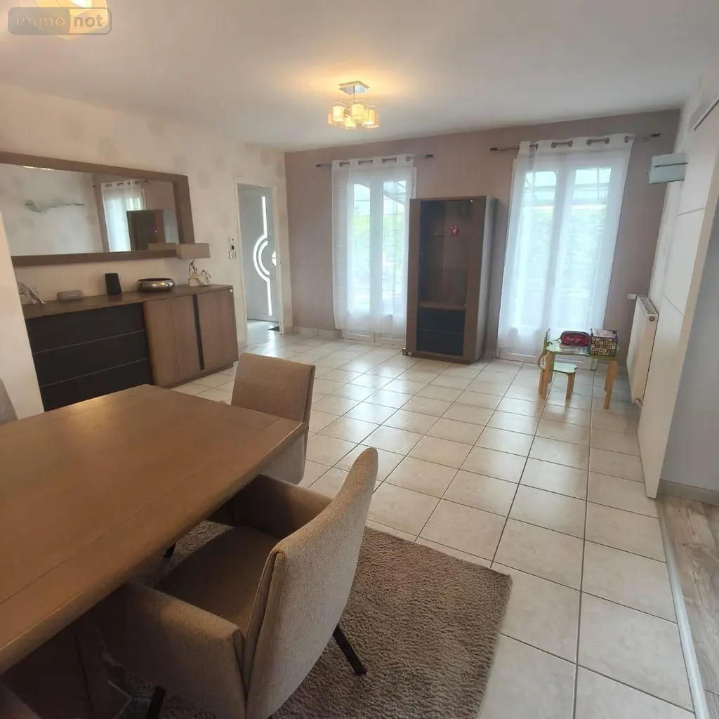 Location maison Saint-Parres-lès-Vaudes 10260 Aube 10 150 m2 5 pièces 1350 euros 1036102/5965 006