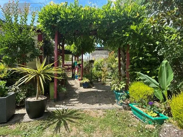 Maison a vendre Noyant-Villages 49490 Maine-et-Loire 49 151 m2 5 pièces 193325 euros LB/2581 025