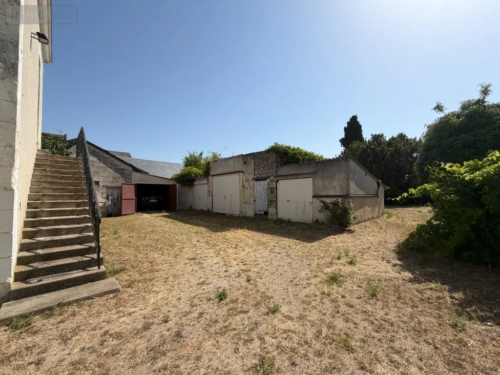 Immeuble de rapport a vendre Chinon 37500 Indre-et-Loire 37 500 m2 15 pièces 399200 euros 37049-142 010