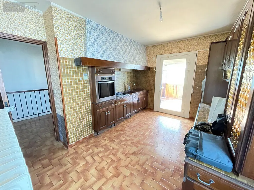 Maison a vendre Manosque 04100 Alpes-de-Haute-Provence 04 189 m2 7 pièces 345800 euros 025/1942 011