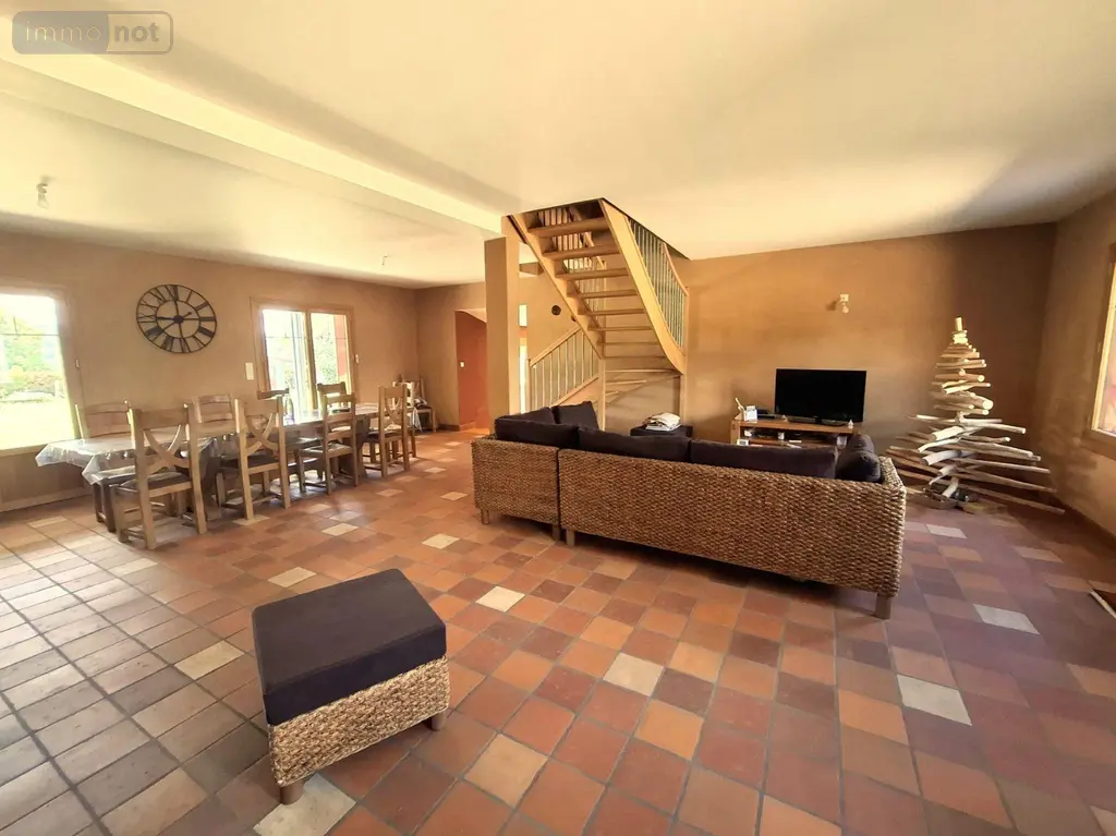 Maison a vendre Auzelles 63590 Puy-de-Dôme 63 144 m2 8 pièces 399000 euros 2026-83-2026182 005