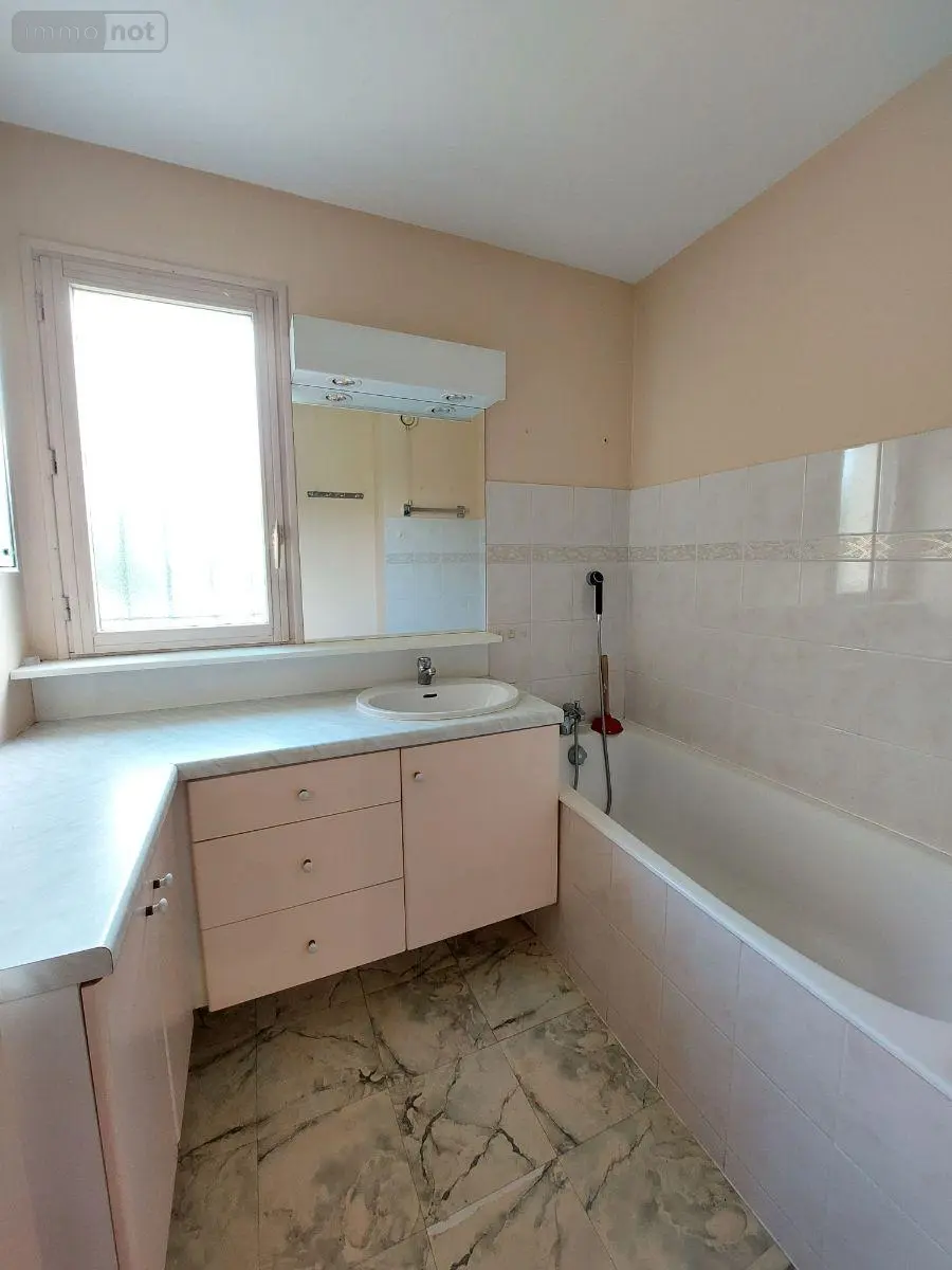 Appartement a vendre Rennes 35000 Ille-et-Vilaine 35 80 m2 3 pièces 224675 euros 35009/CM-319 006