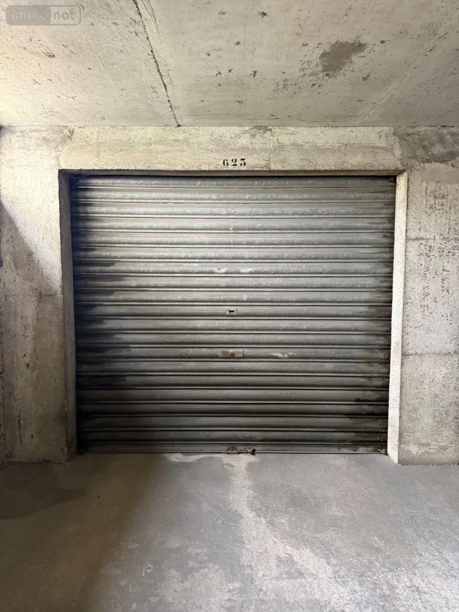 Garage et parking a vendre Troyes 10000 Aube 10 12 m2 1 pièce 16000 euros 10010/467 002