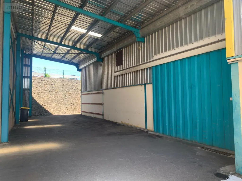 Fonds et murs commerciaux a vendre Sainte-Marie 97438 La Réunion 974 3 pièces 1942500 euros 97405/302 011